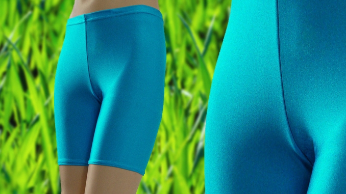 radlerhose-meiner-tante-im-garten Die Radlerhose meiner Tante im Garten