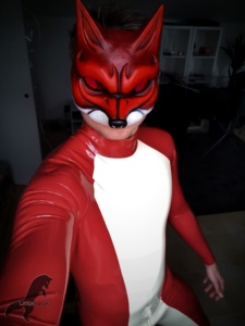 Latex Fuchs mit Maske